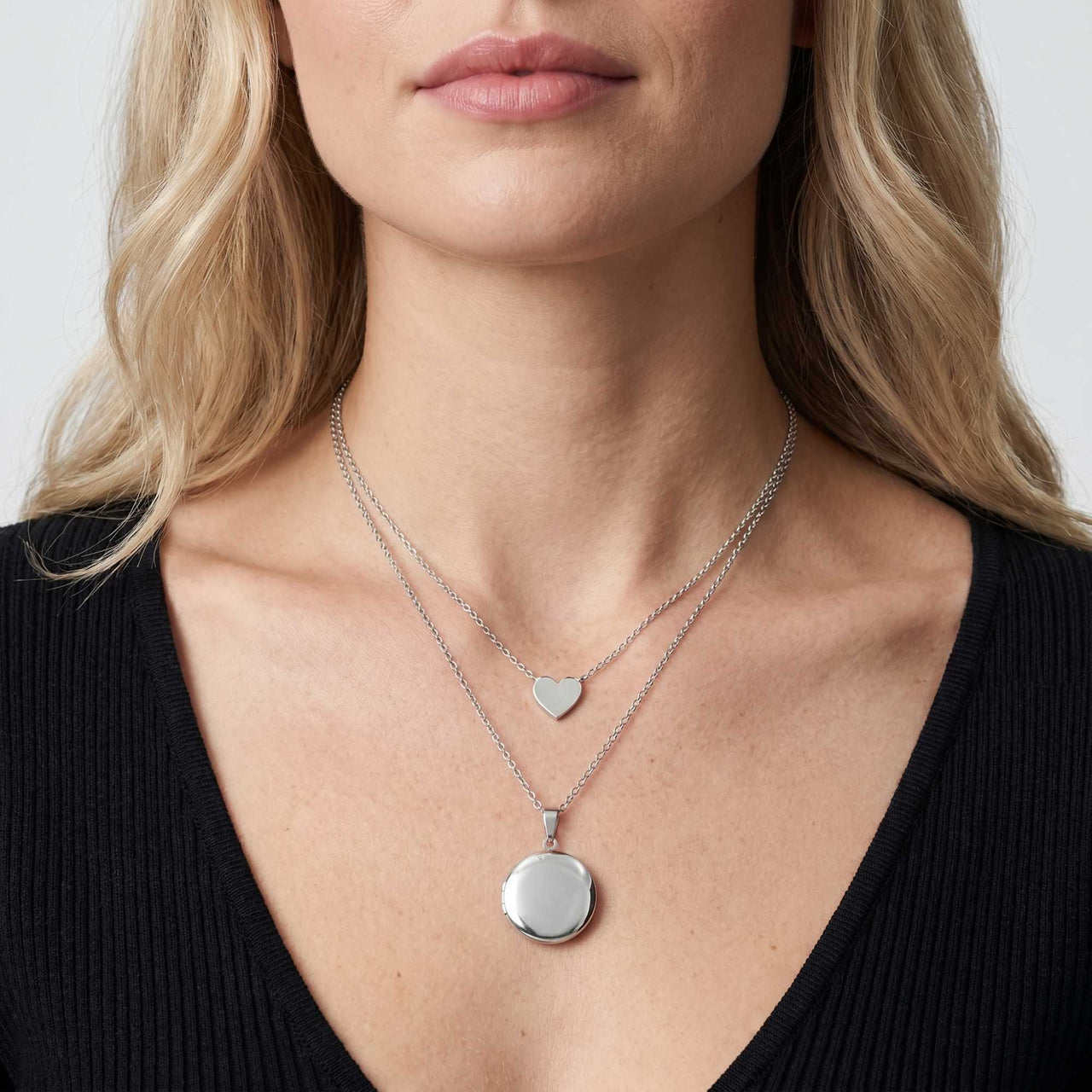 Round Photo Locket Necklace