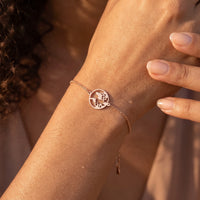 Thumbnail for Globe bracelet — close-up of the details, rose gold | SKU: 22665062-rose-gold