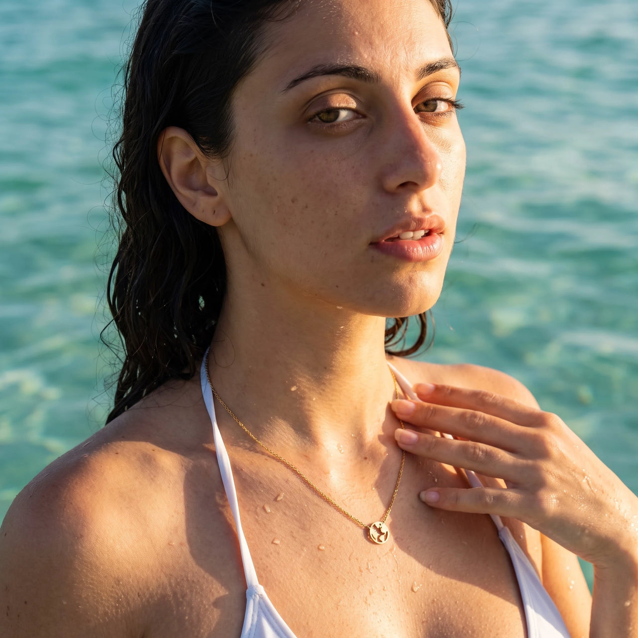 Globe pendant — worn in the water, waterproof, gold | SKU: 22173453-gold
