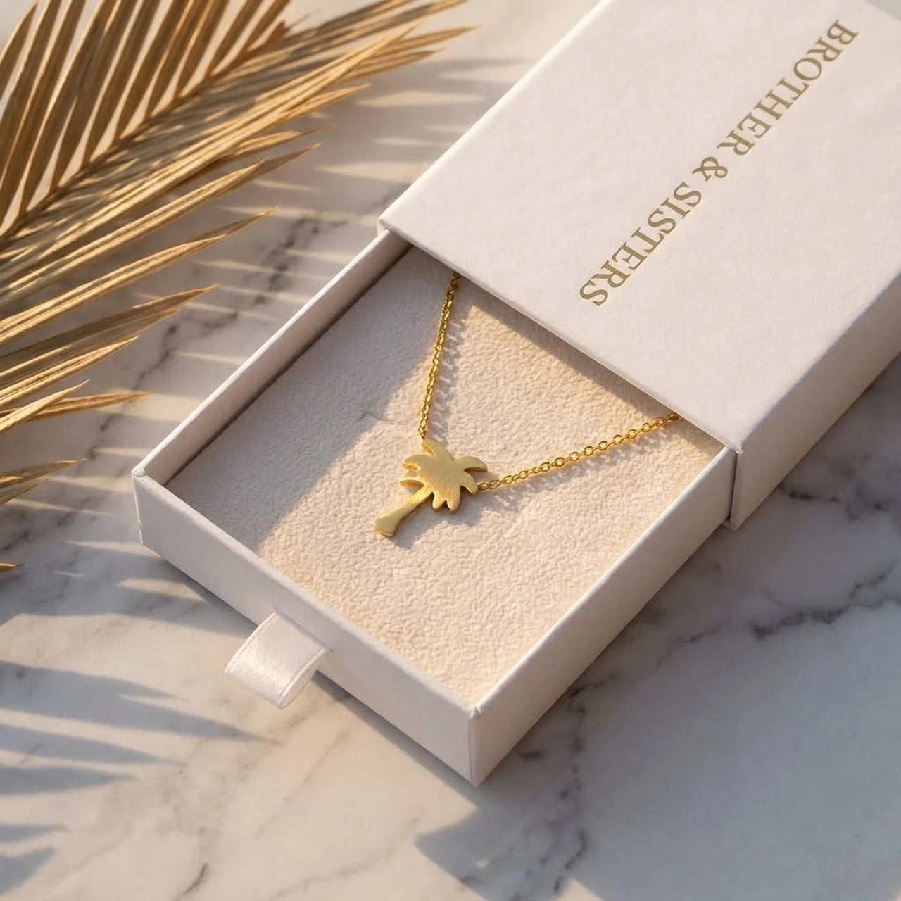 Gold palm tree necklace — in the gift box, gold | SKU: 8732822-gold-color
