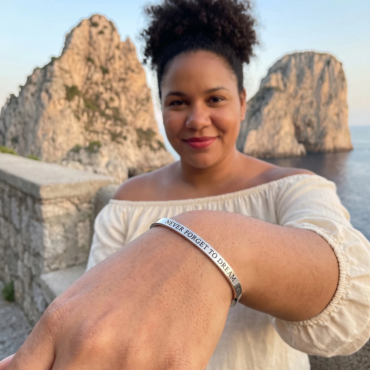 Cuff bracelet — worn on a getaway, silver | SKU: nftd-wg